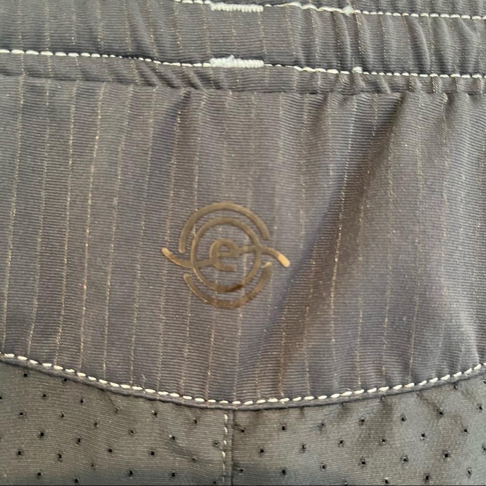Brooks Running Shorts Sz XS - Picture 4 of 9